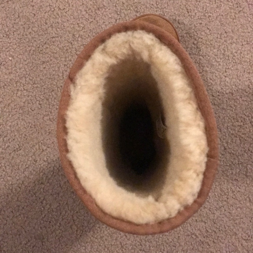 Tan UGGS - Picture 3 of 3